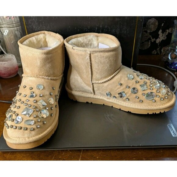 AZALEA WANG CHEYENNE RHINESTONE Taupe ANKLE SLIPPER FUR COLD WEATHER BOOTS SZ 8 - Picture 1 of 10